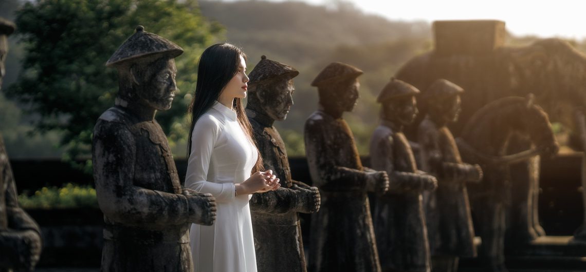 Central Vietnam Travel Guide: Discover Heritage, Beaches & Culinary Delights