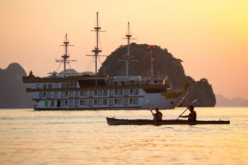 Halong Bay Cruise Tour