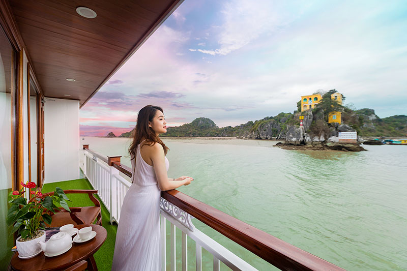Cat Ba Island cruise from Hanoi: Calypso Cruise