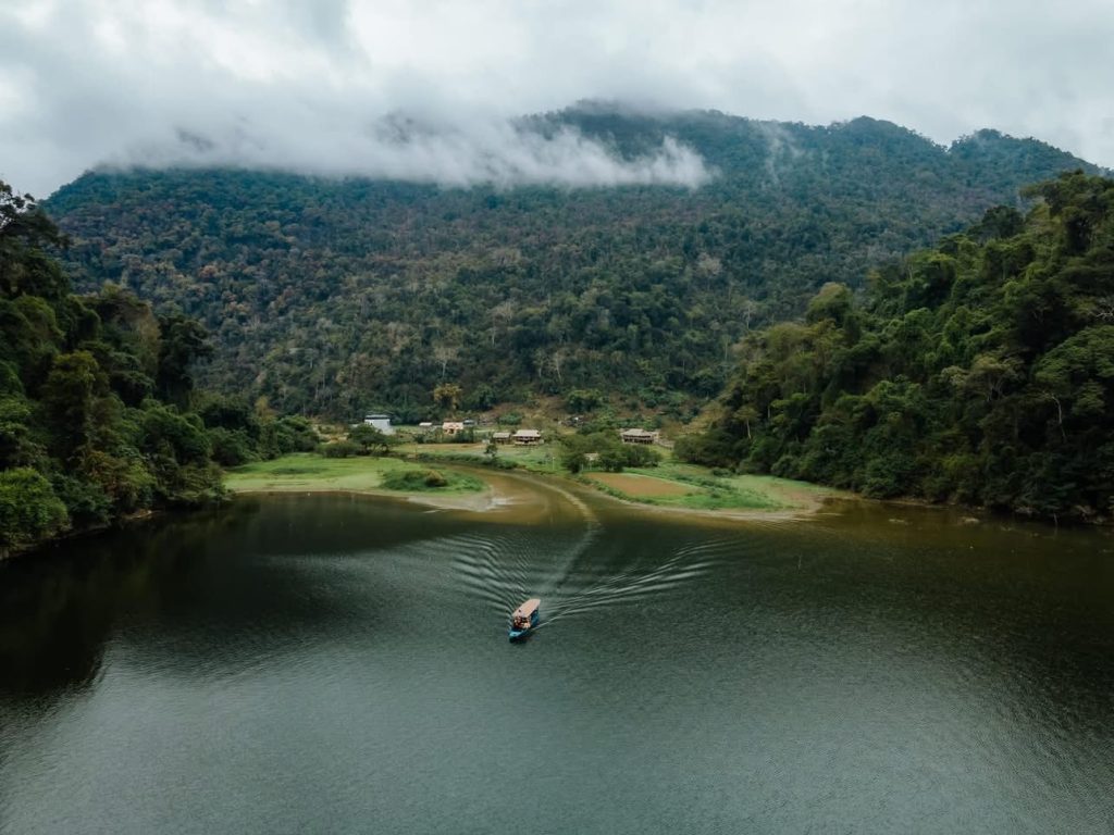 Ba Be National Park: A Guide to Vietnam’s Lake, Limestone, and Local Life