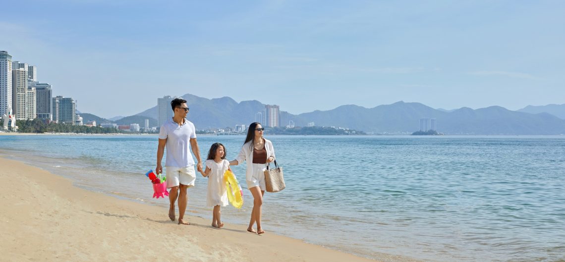 Nha Trang Vietnam - Nha Trang Beach (Mercure Nha Trang)