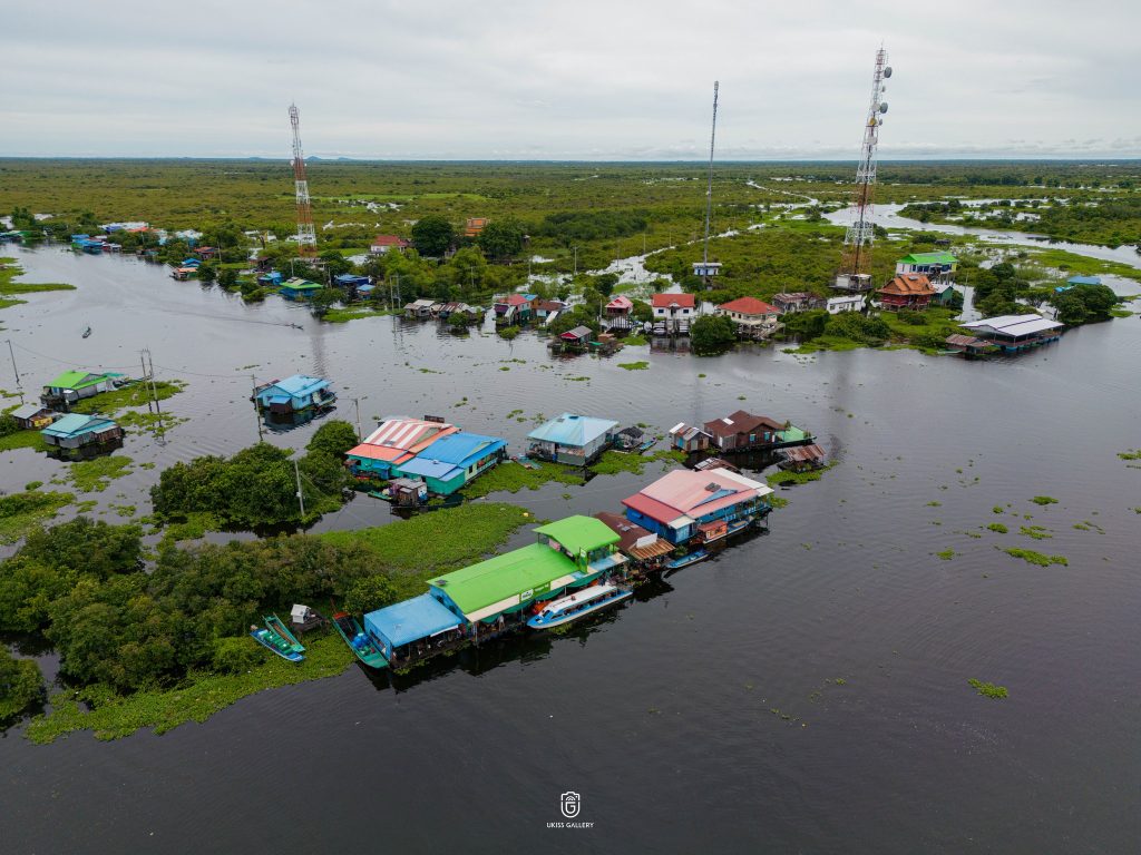 Tonle Sap Lake Cambodia (CHANN NA Express Boat)